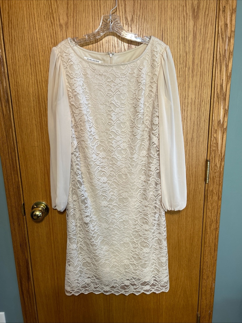 Evan Picone Dress Champagne Cream Lace Overlay Light Shimmer size 12 Party Event